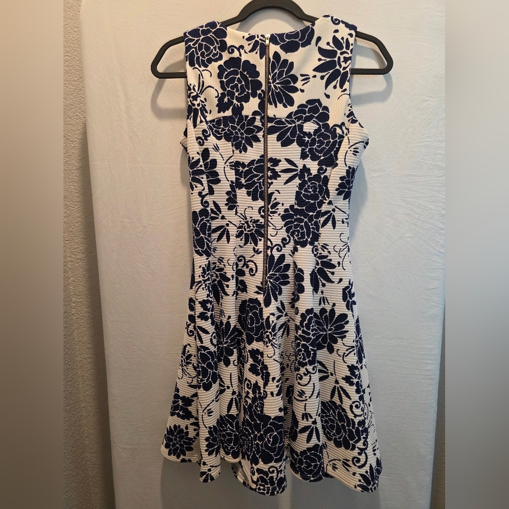 Danny & Nicole Floral Fit Flare Midi Dress Dark Coquette Romantic Regency Size 4 - Picture 8 of 12